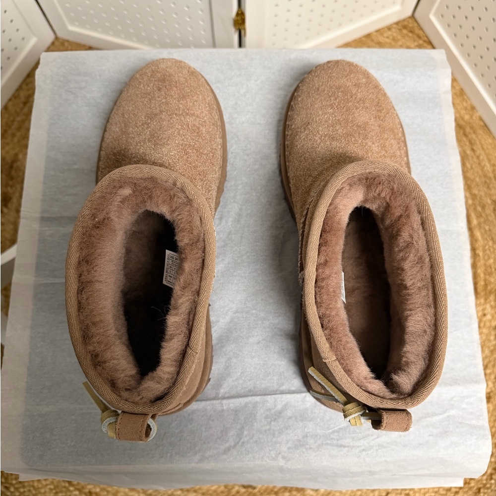 UGG Classic Ultra Mini Biarritz Boot Ankle Womens 12 Rocky Oak Brown Suede NWOT - Picture 11 of 16